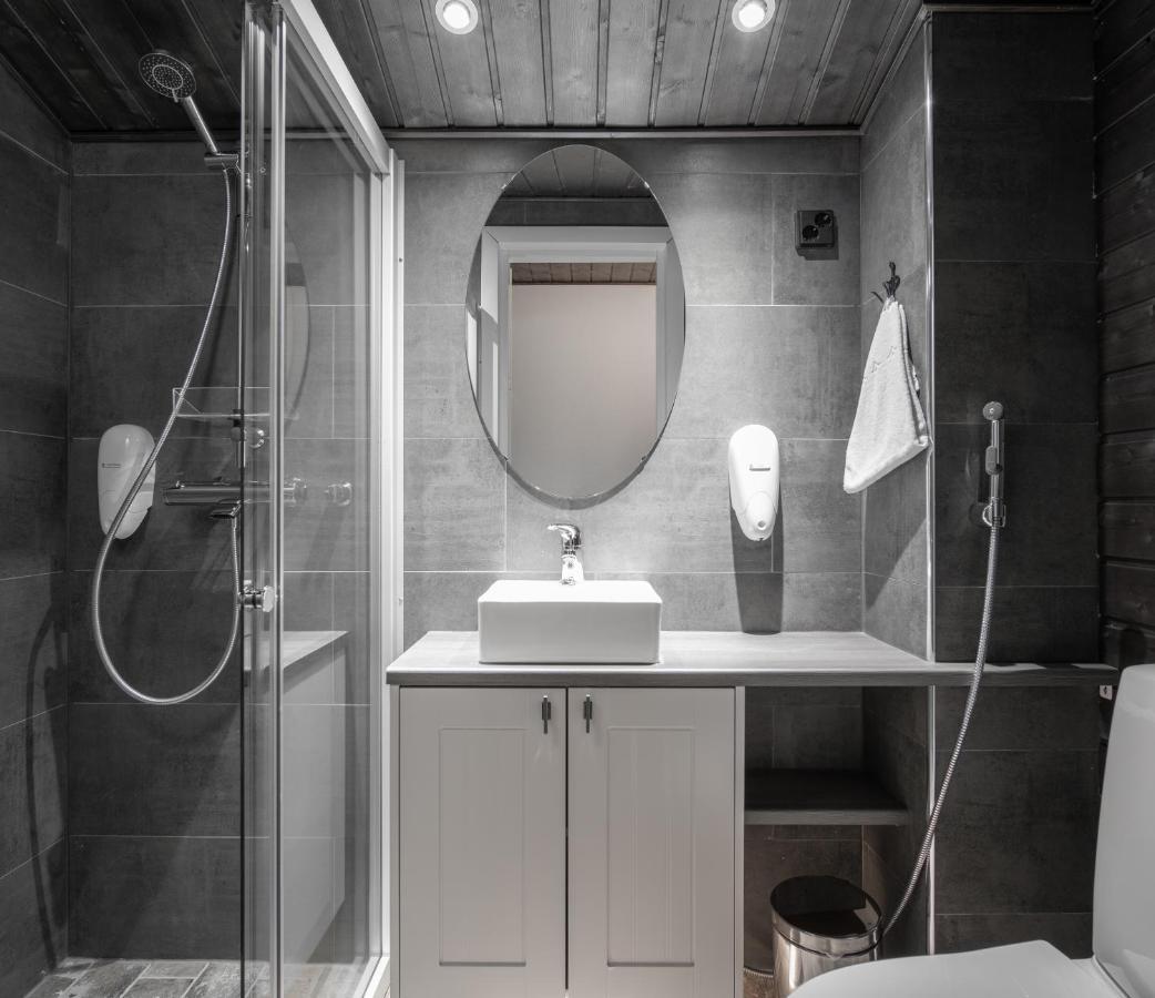 Ski-Inn Pyhaelinna Pyhatunturi Екстер'єр фото